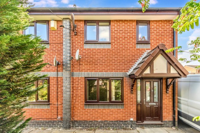 9 Sevenoaks Drive, Great Lever, Bolton, Greater Manchester, BL3 3ED 3