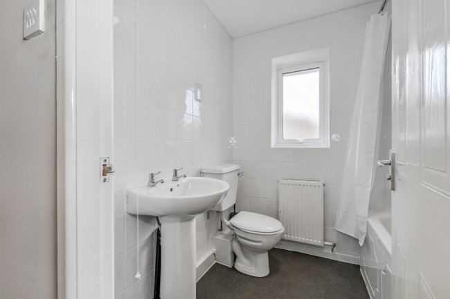 9 Sevenoaks Drive, Great Lever, Bolton, Greater Manchester, BL3 3ED 3