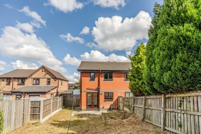 9 Sevenoaks Drive, Great Lever, Bolton, Greater Manchester, BL3 3ED 3