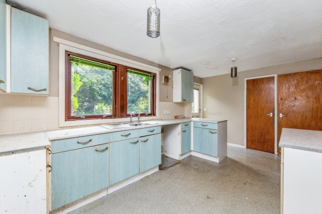 12 Bath Mill Square, Lancaster, Lancashire, LA1 3QG 2