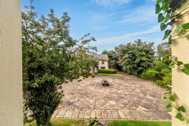 12 Bath Mill Square, Lancaster, Lancashire, LA1 3QG 2