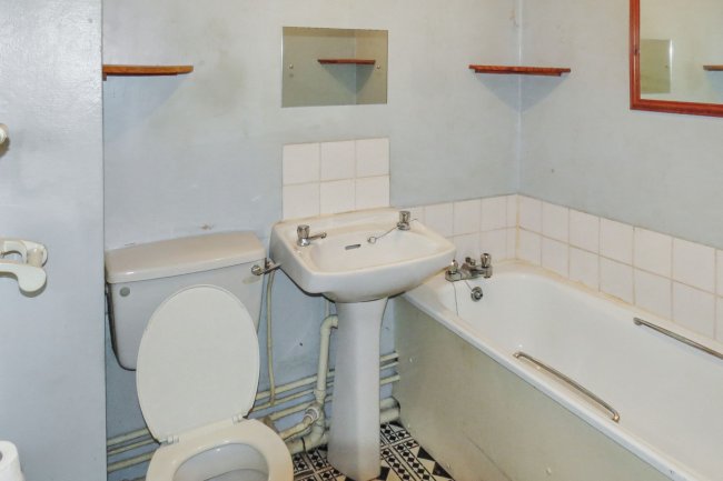 1 Harcourt Street, Preston, Lancashire, PR1 7ER 9