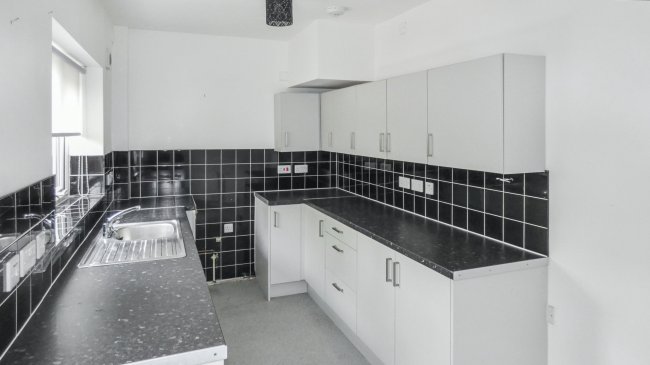 79 Twenty Fourth Avenue, Hull, East Yorkshire, HU6 9LX 7