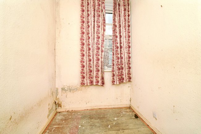 48 Cambridge Street, Preston, Lancashire, PR1 7XA 8