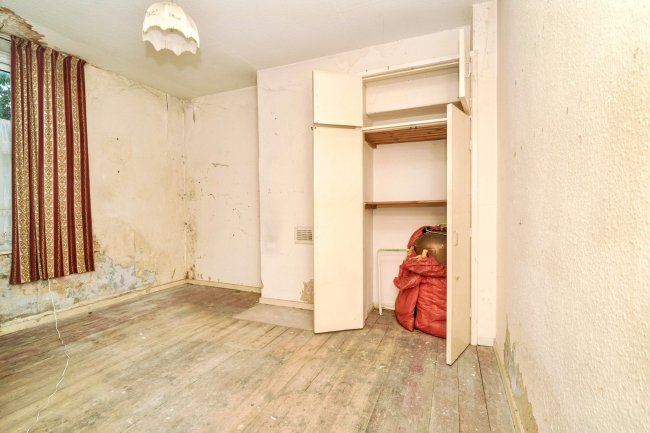 48 Cambridge Street, Preston, Lancashire, PR1 7XA 8