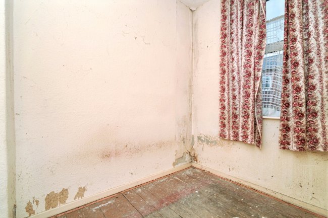 48 Cambridge Street, Preston, Lancashire, PR1 7XA 8