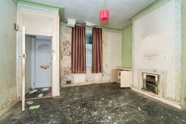 48 Cambridge Street, Preston, Lancashire, PR1 7XA 8