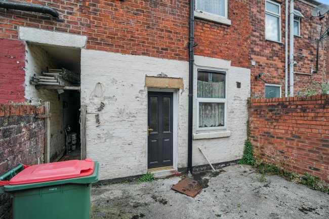 48 Cambridge Street, Preston, Lancashire, PR1 7XA 8