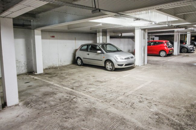 Flat 33, William Shipley House, Knightrider Court, Knightrider Street, Maidstone ME15 6XD 6