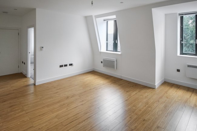 Flat 33, William Shipley House, Knightrider Court, Knightrider Street, Maidstone ME15 6XD 6