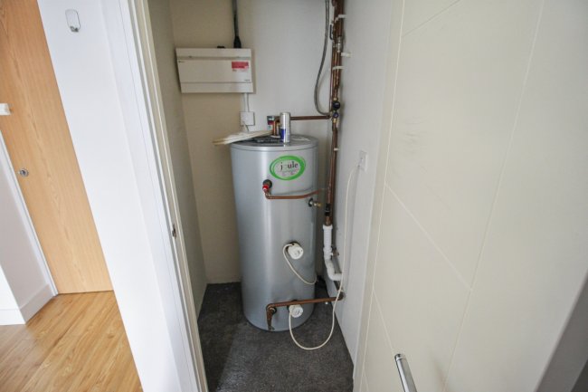 Flat 33, William Shipley House, Knightrider Court, Knightrider Street, Maidstone ME15 6XD 6