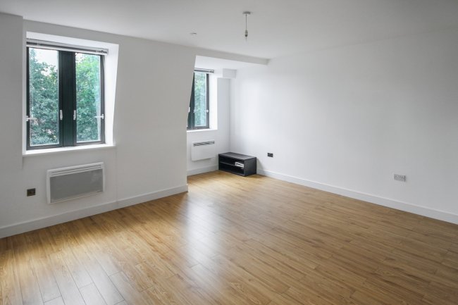 Flat 33, William Shipley House, Knightrider Court, Knightrider Street, Maidstone ME15 6XD 6