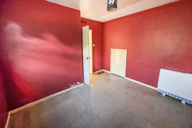 39 Newnton Grove, Malmesbury, Wiltshire, SN16 0DS 8