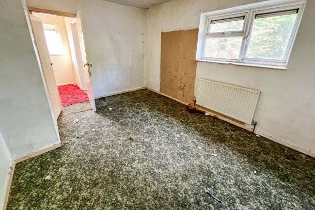 41 Hill Rise, Chippenham, Wiltshire, SN15 1AU 2