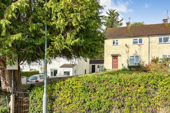 41 Hill Rise, Chippenham, Wiltshire, SN15 1AU 2