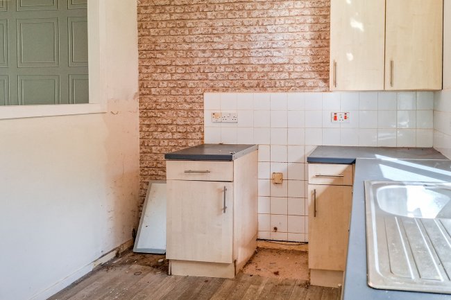 4 Miniott Walk, Hemlington, Middlesbrough, Cleveland, TS8 9NA 2