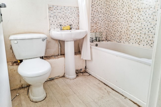 4 Miniott Walk, Hemlington, Middlesbrough, Cleveland, TS8 9NA 2