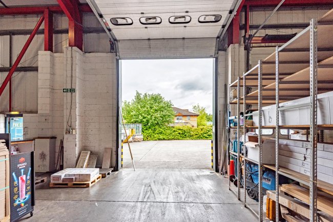 Units F19/F20, The Avenues, Team Valley, Gateshead, Tyne & Wear NE11 0NJ 10