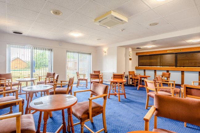 Conservative Club, 7 Manor St, Raunds, Wellingborough NN9 6JW 2