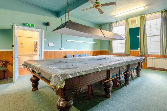 Conservative Club, 7 Manor St, Raunds, Wellingborough NN9 6JW 2