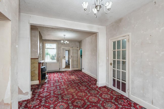 22 Clarence Road, Leighton Buzzard LU7 3EJ 10