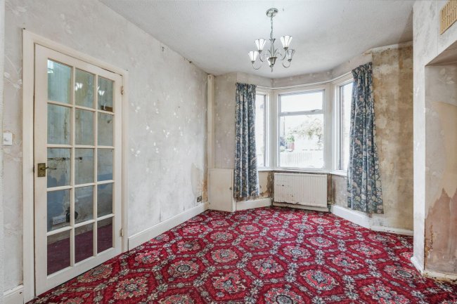 22 Clarence Road, Leighton Buzzard LU7 3EJ 10