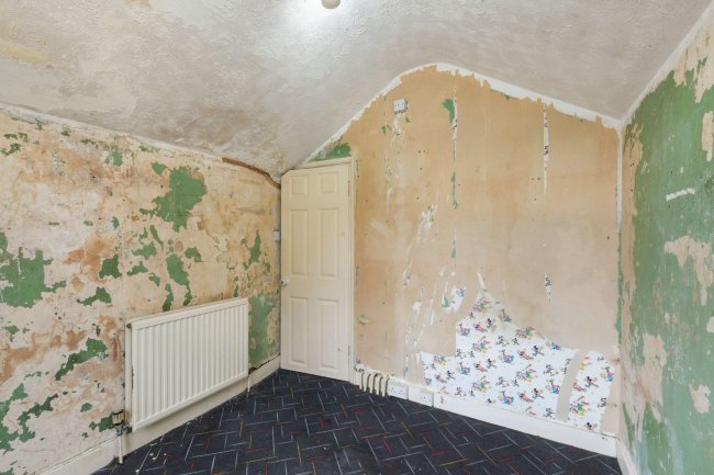 22 Clarence Road, Leighton Buzzard LU7 3EJ 10