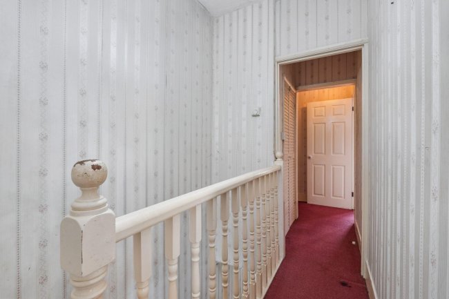 22 Clarence Road, Leighton Buzzard LU7 3EJ 10