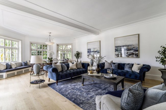 Doannee House, Fishery Road, Bray, Berkshire, SL6 1UN 2