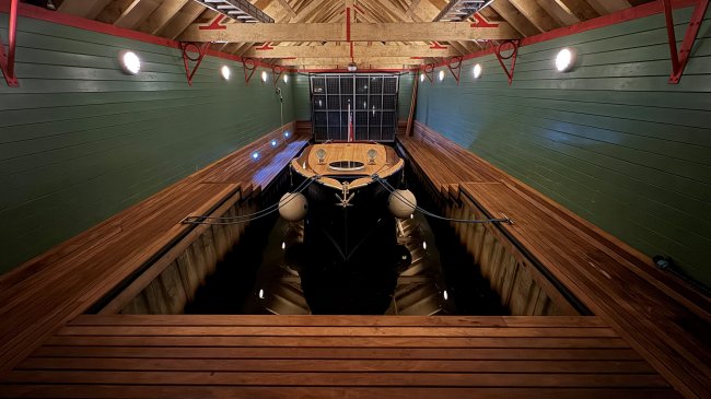 Doannee House, Fishery Road, Bray, Berkshire, SL6 1UN 2