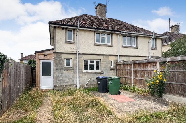 90 Ladyfield Road, Chippenham, Wiltshire, SN14 0AW 9