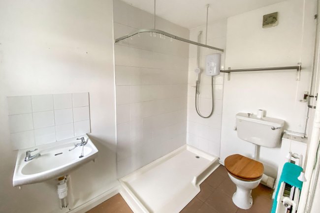 48 North End, Calne, Wiltshire, SN11 9DH 2