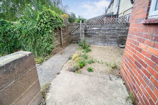 48 North End, Calne, Wiltshire, SN11 9DH 2