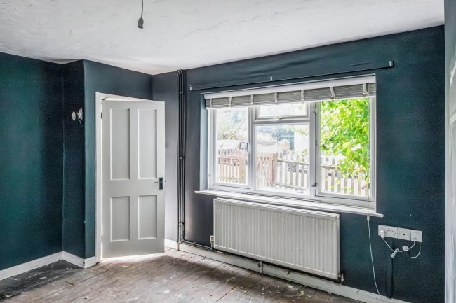 134 Wood Lane, Chippenham, Wiltshire, SN15 3DZ 6