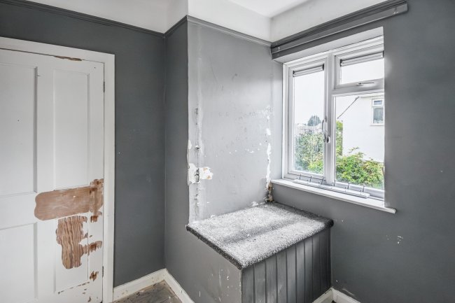 134 Wood Lane, Chippenham, Wiltshire, SN15 3DZ 6