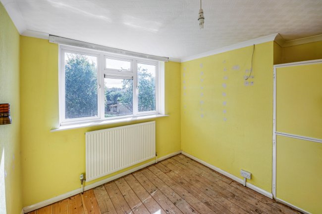 72 Braemor Road, Calne, Wiltshire, SN11 9DX 7