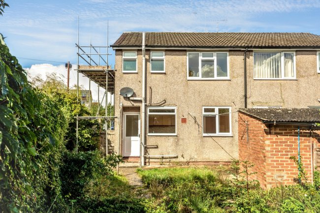 72 Braemor Road, Calne, Wiltshire, SN11 9DX 7