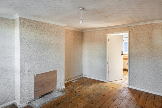 72 Braemor Road, Calne, Wiltshire, SN11 9DX 7