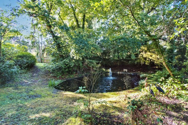 The Clockhouse, 77 The Causeway, Dunmow, Essex, CM6 2AB 7