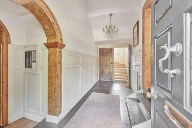 The Clockhouse, 77 The Causeway, Dunmow, Essex, CM6 2AB 7