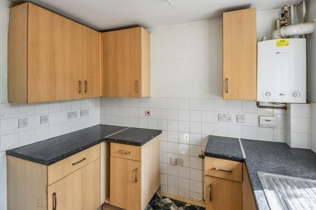 4a Alexander Road, Malmesbury, Wiltshire, SN16 0DW 10