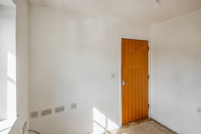 4a Alexander Road, Malmesbury, Wiltshire, SN16 0DW 10