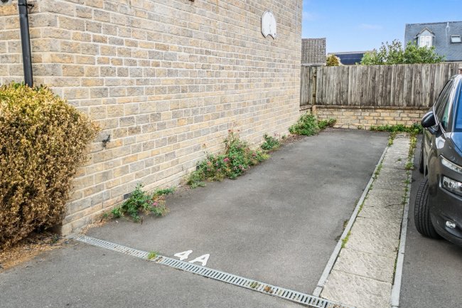 4a Alexander Road, Malmesbury, Wiltshire, SN16 0DW 10