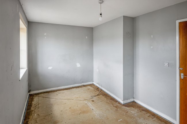 4a Alexander Road, Malmesbury, Wiltshire, SN16 0DW 10