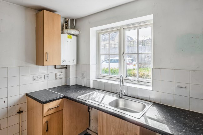 4a Alexander Road, Malmesbury, Wiltshire, SN16 0DW 10