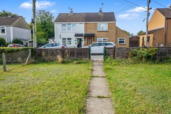 51 Martins Croft, Colerne, Wiltshire, SN14 8DT 4