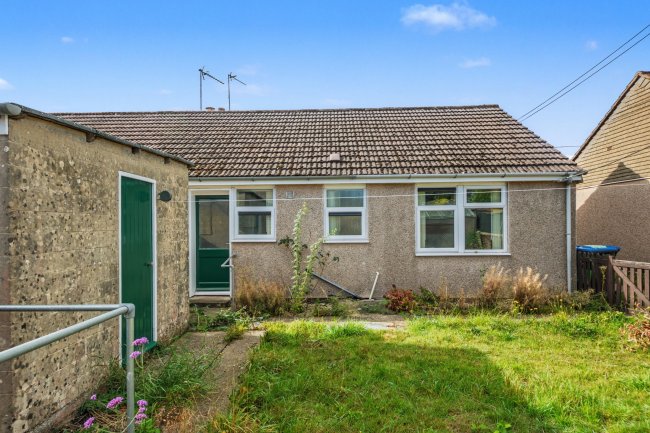 51 Martins Croft, Colerne, Wiltshire, SN14 8DT 4