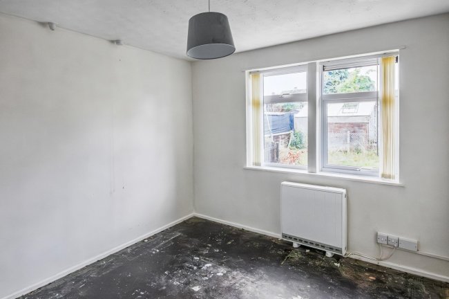 51 Martins Croft, Colerne, Wiltshire, SN14 8DT 4