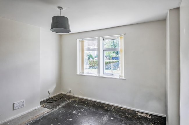 51 Martins Croft, Colerne, Wiltshire, SN14 8DT 4