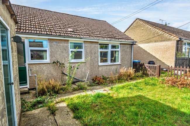 51 Martins Croft, Colerne, Wiltshire, SN14 8DT 4